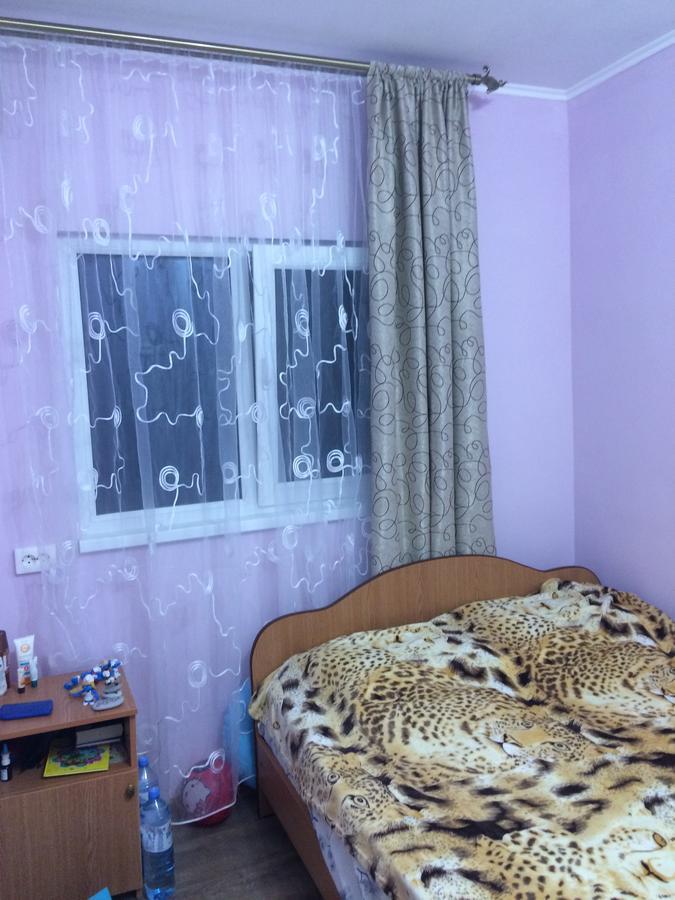 Guesthouse Tigranakert Pizunda Bagian luar foto
