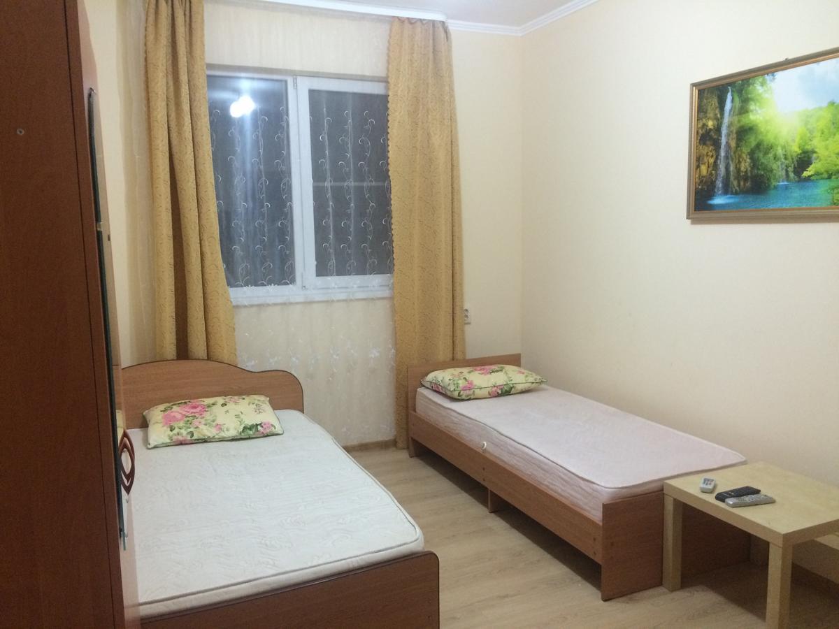 Guesthouse Tigranakert Pizunda Bagian luar foto